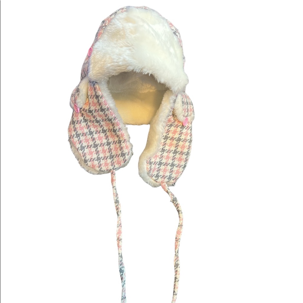 Winter‎ hat